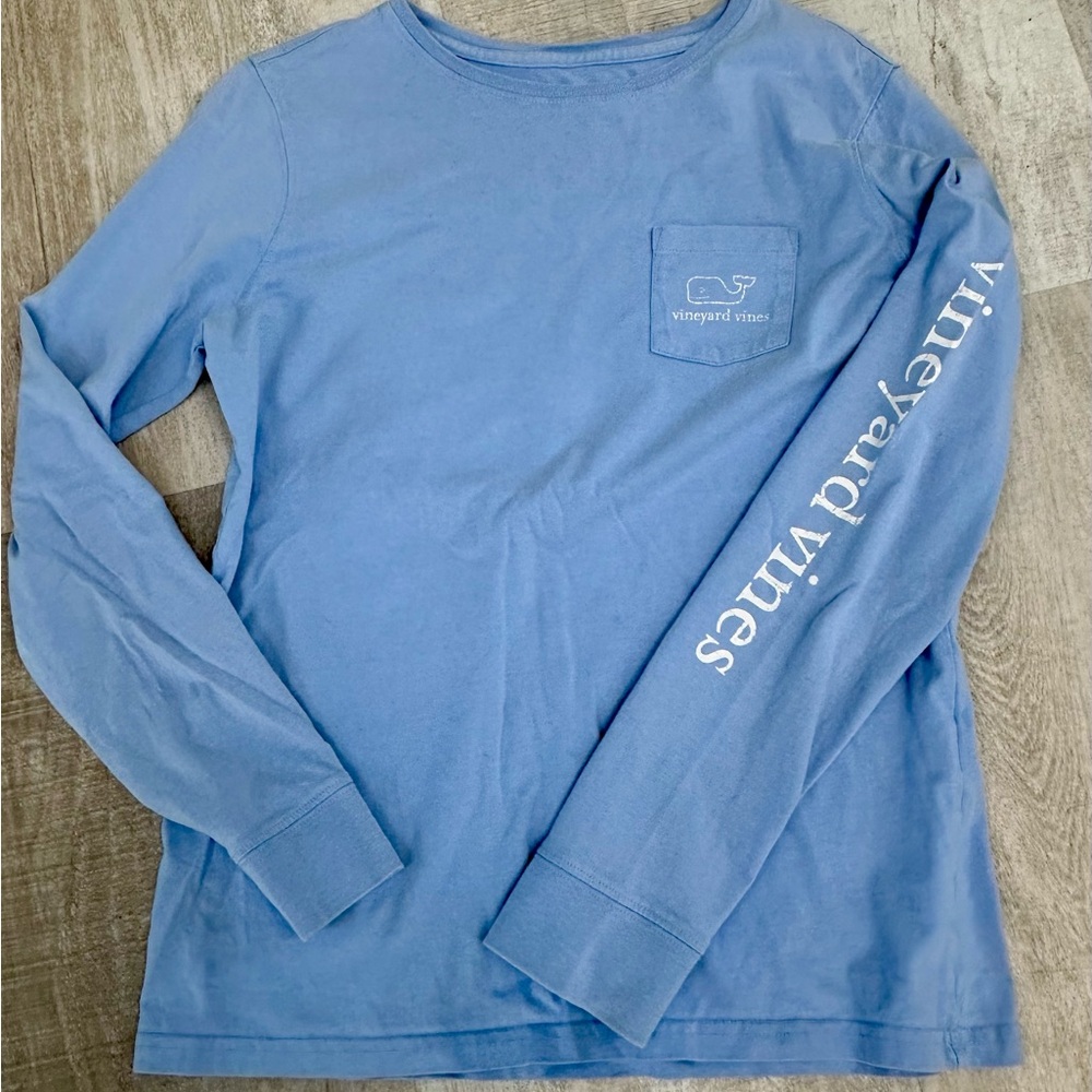 Women's long sleeve shirt. Blue ,Vineyard Vines